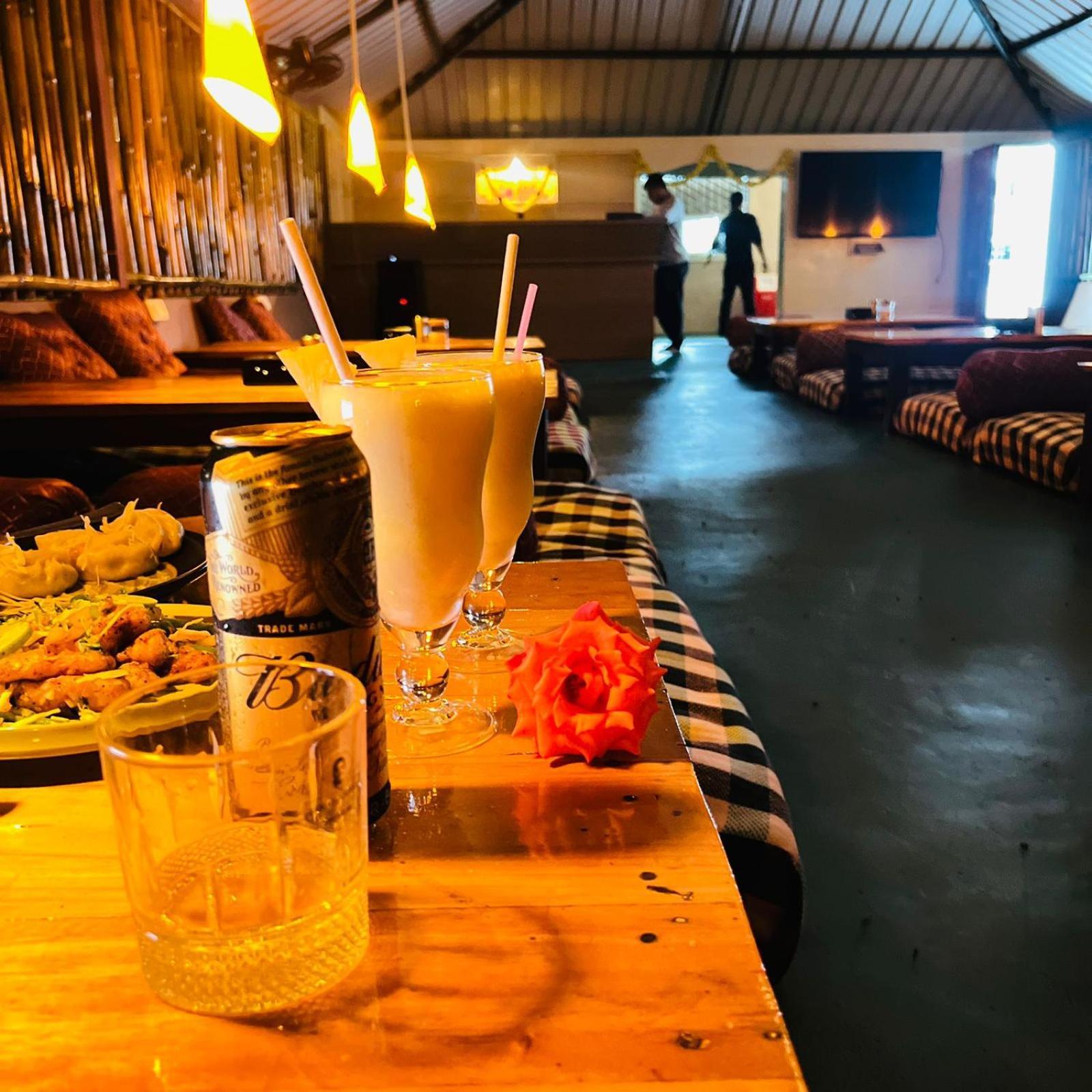 Hampi Village Resort & Tutti Cafe Luaran gambar