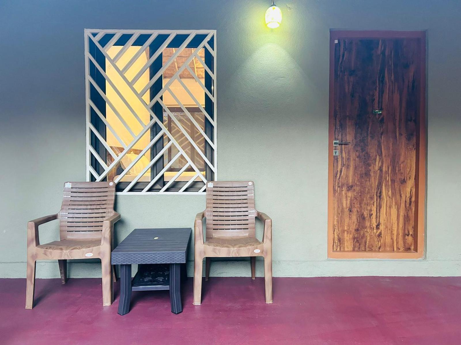 Hampi Village Resort & Tutti Cafe Luaran gambar