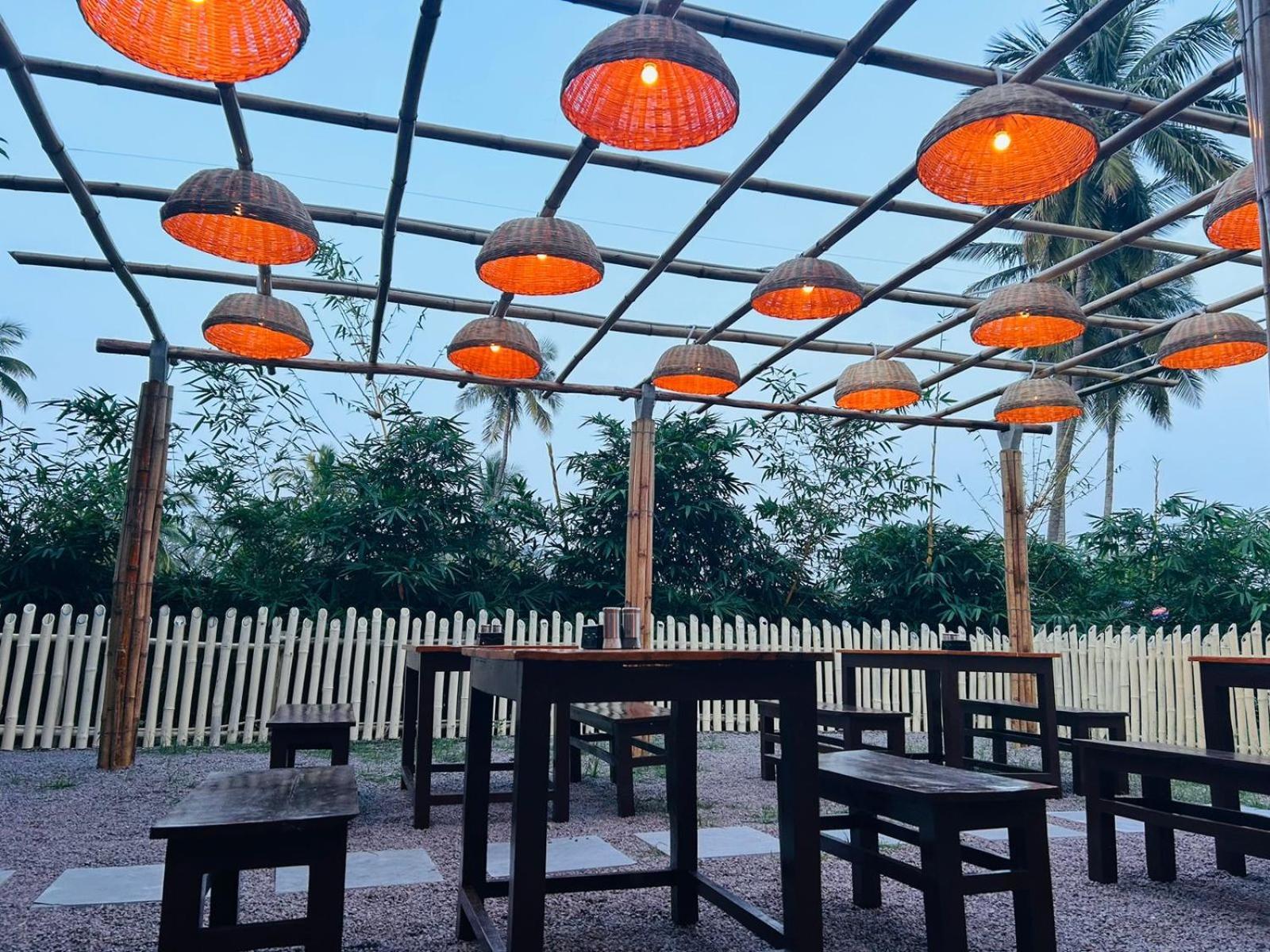 Hampi Village Resort & Tutti Cafe Luaran gambar